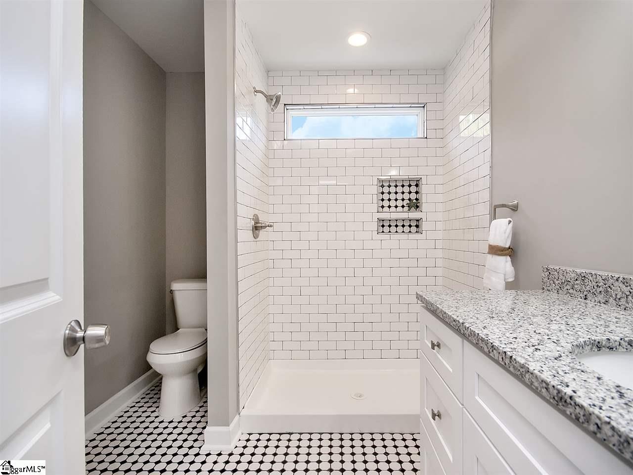 833 North Franklin Road Greenville, SC 29617 - Photo 23 of 36