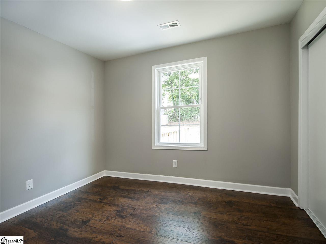 833 North Franklin Road Greenville, SC 29617 - Photo 27 of 36