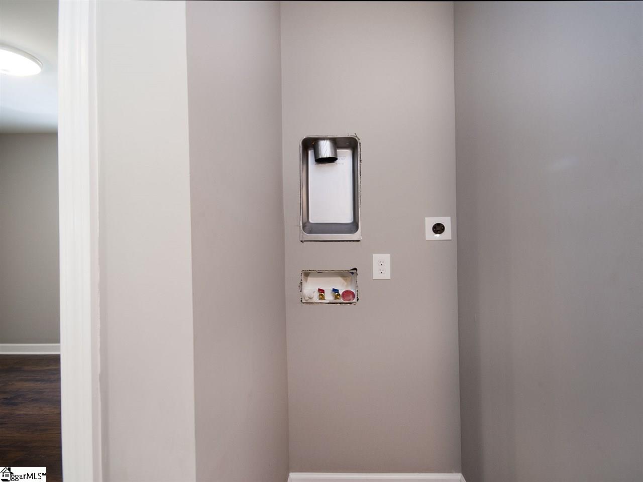 833 North Franklin Road Greenville, SC 29617 - Photo 32 of 36