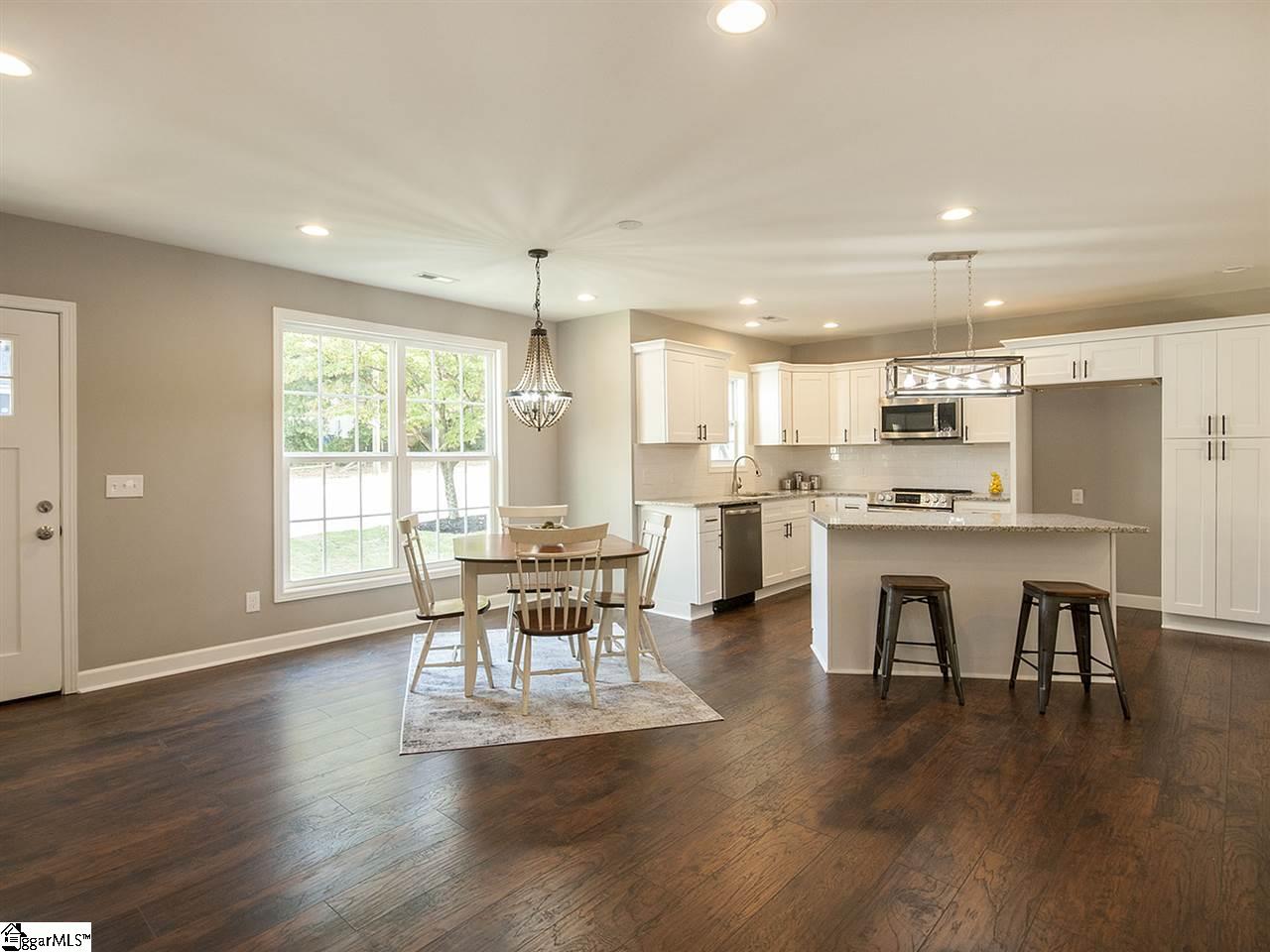 833 North Franklin Road Greenville, SC 29617 - Photo 7 of 36