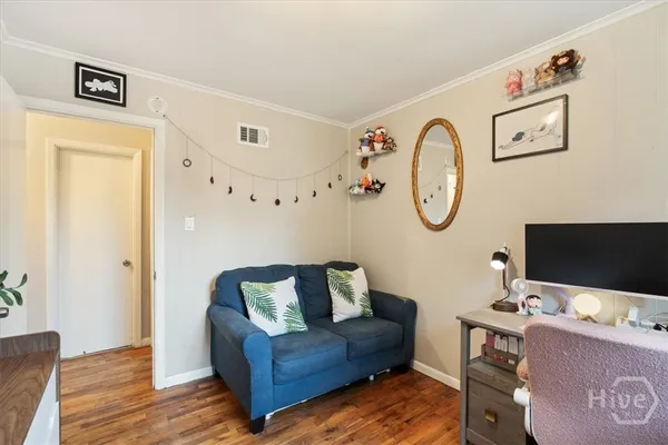 $2,600 | 325 Manor Drive, Savannah, GA 31404