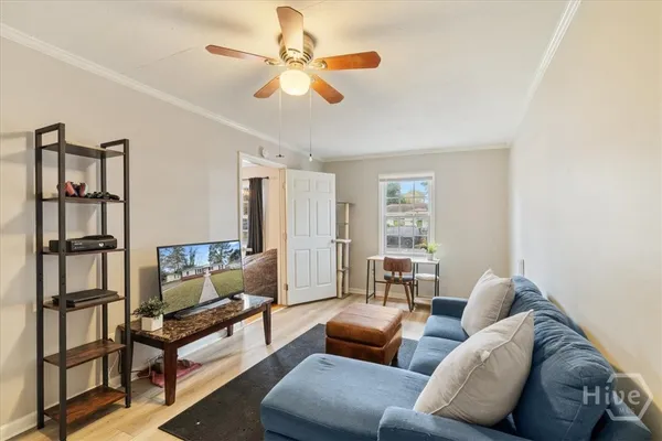 $2,600 | 325 Manor Drive, Savannah, GA 31404