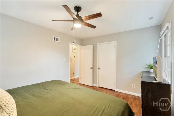 $2,600 | 325 Manor Drive, Savannah, GA 31404