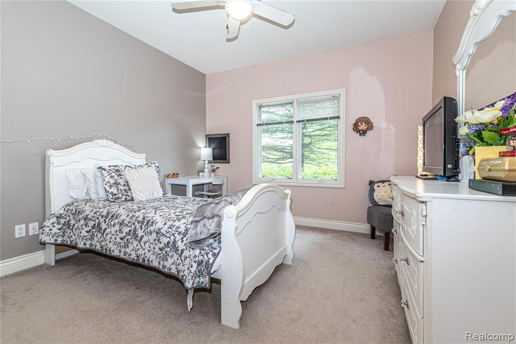 35265 Curtis Road Livonia, MI 48152 - Photo 28 of 52 Gallery Image 28