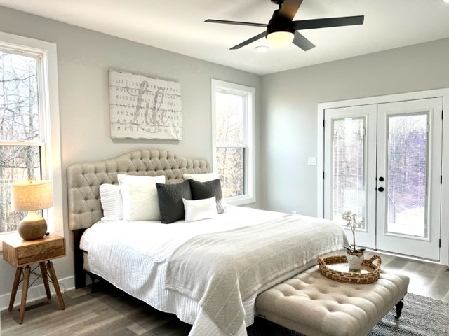 199 Gower Street Pleasant View, TN 37146 - Photo 19 of 38 a bedroom with a bed and window