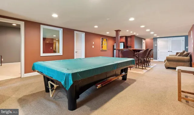 a view of livingroom with hardwood