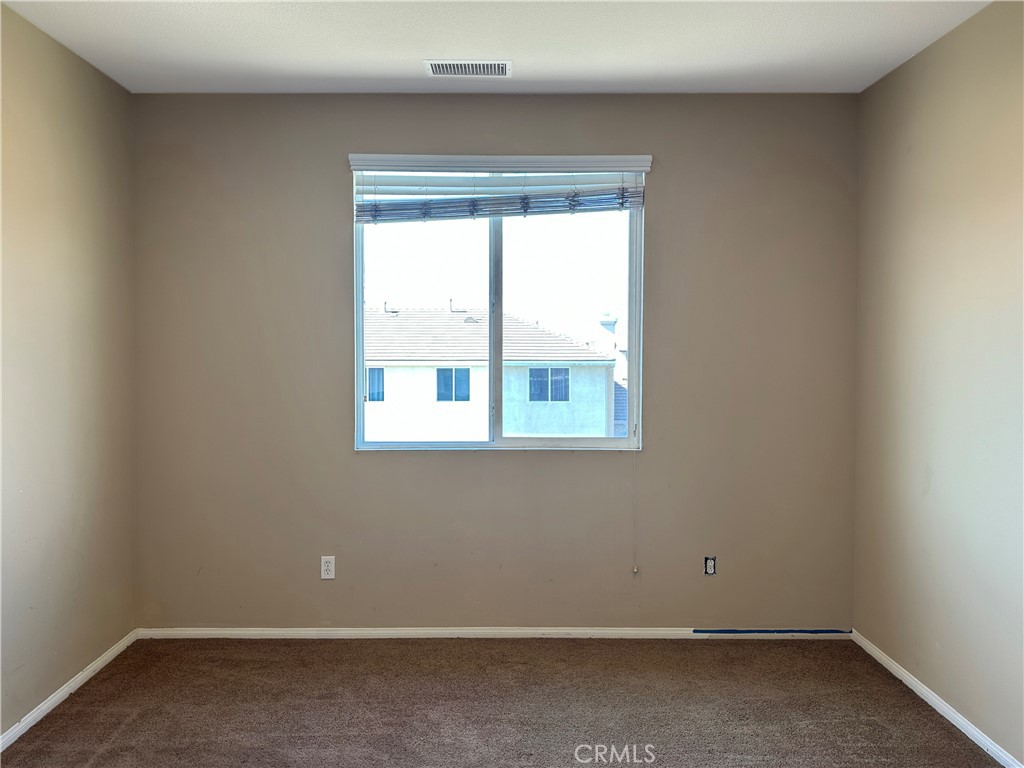 9549 Calico Trail Riverside, CA 92508 - Photo 16 of 34 Primary Bedroom