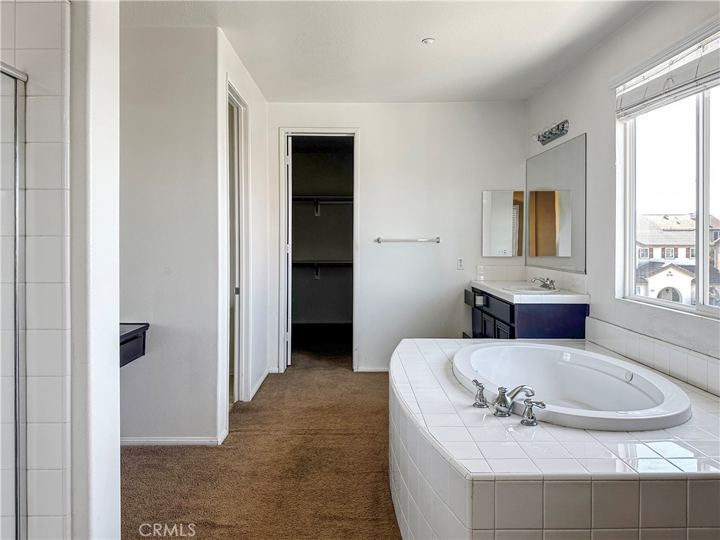 9549 Calico Trail Riverside, CA 92508 - Photo 20 of 34 Primary Bathroom