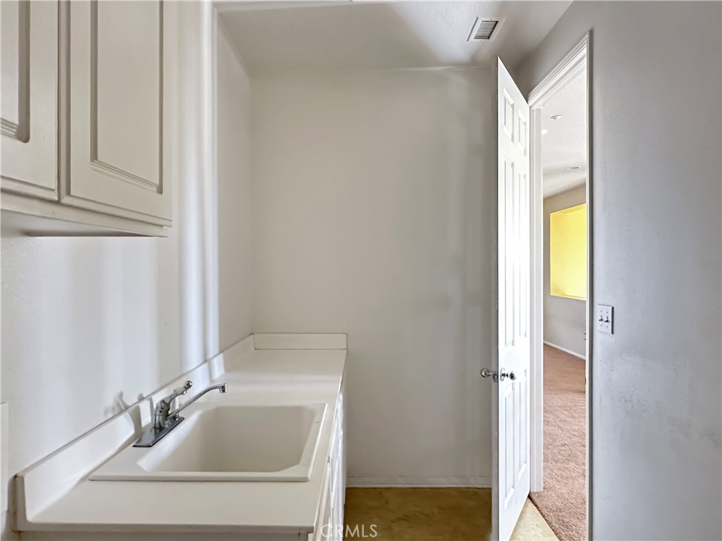 9549 Calico Trail Riverside, CA 92508 - Photo 23 of 34 Laundry Room