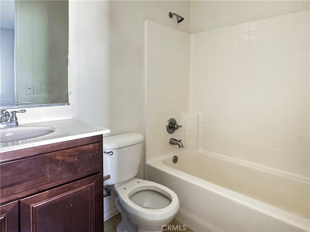 9549 Calico Trail Riverside, CA 92508 - Photo 29 of 34 Bathroom