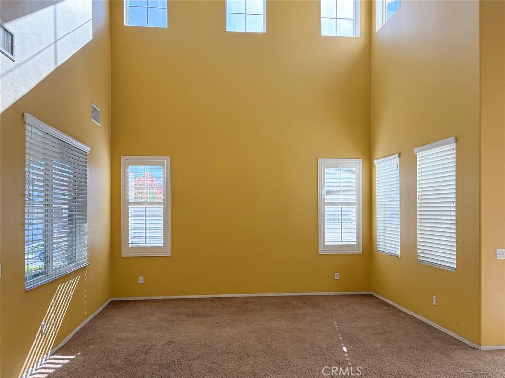 9549 Calico Trail Riverside, CA 92508 - Photo 3 of 34 Living Room