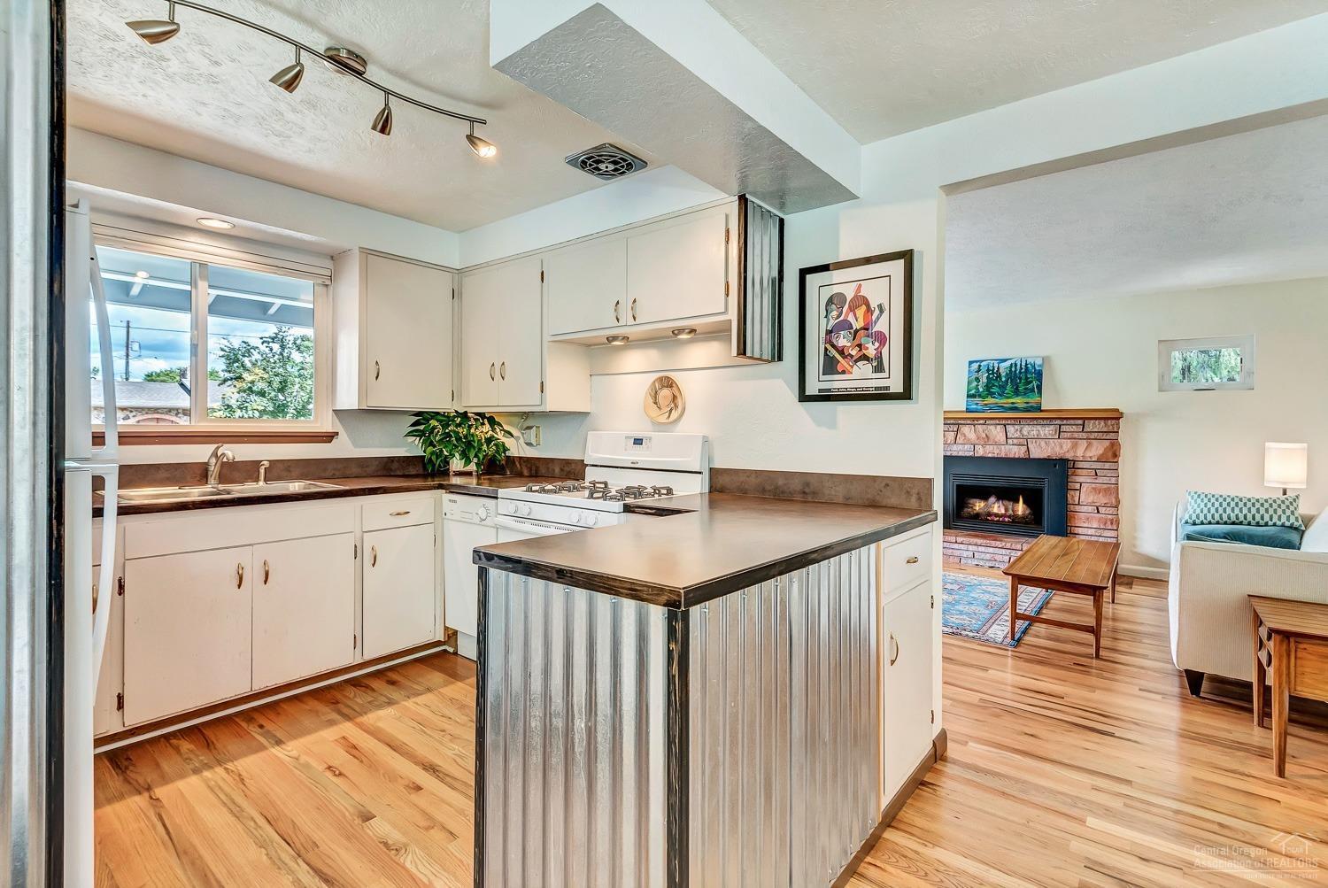 751 Northeast Innes Lane Bend, OR 97701 - Photo 5 of 23 Efficient kitchen is near the living roo