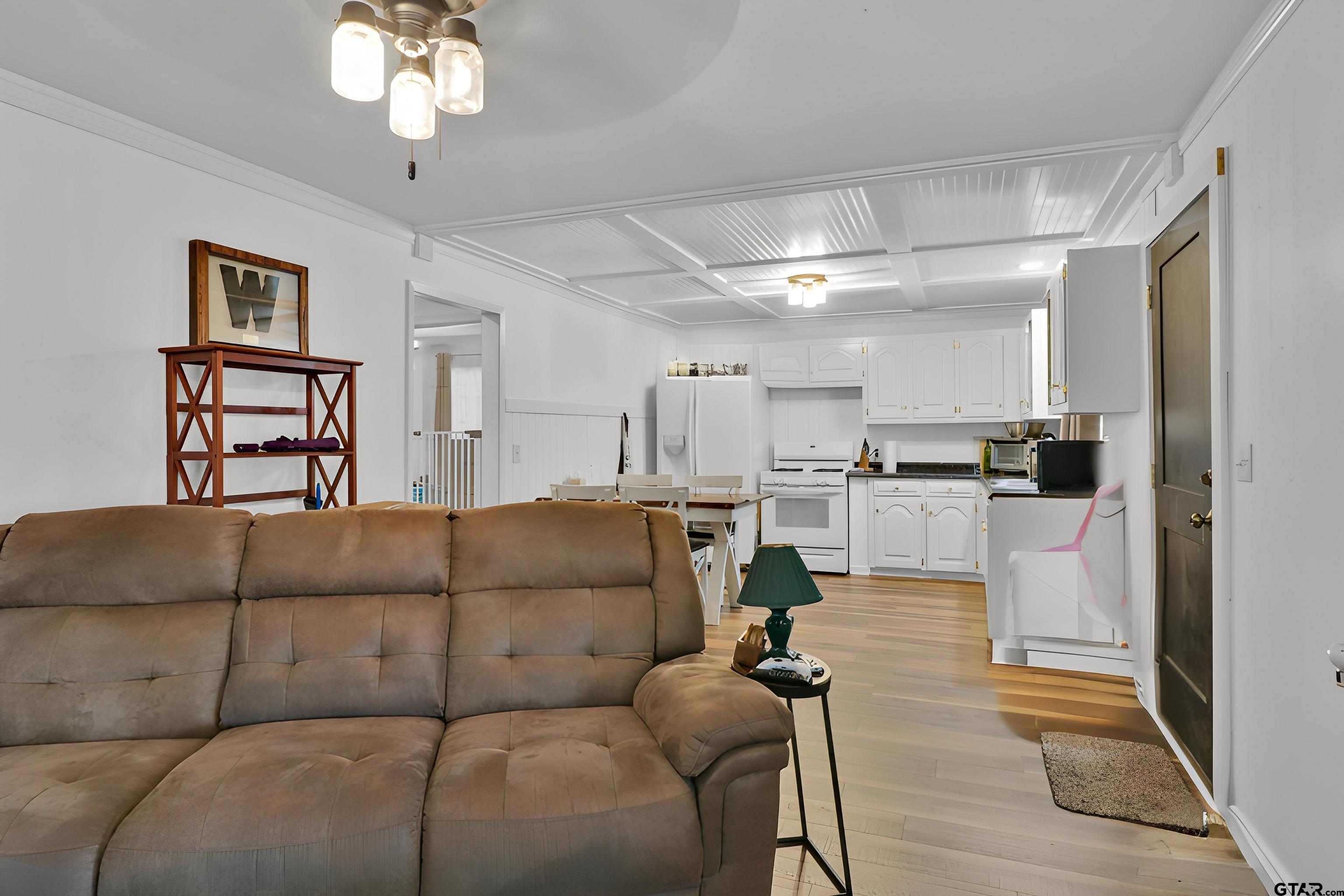 342 South Main Street Rusk, TX 75785 - Photo 8 of 16