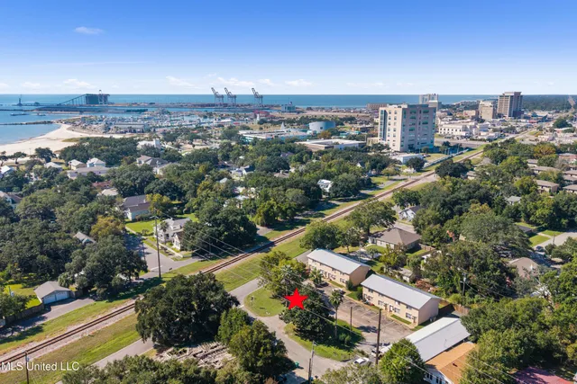 $1,200,000 | 1701 18th Avenue, Gulfport, MS 39501