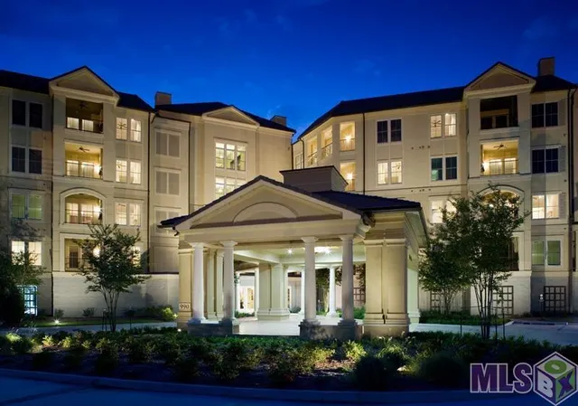 $550,000 | 998 Stanford Avenue, Unit 211, Baton Rouge, LA 70808