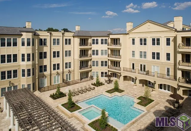 $550,000 | 998 Stanford Avenue, Unit 211, Baton Rouge, LA 70808