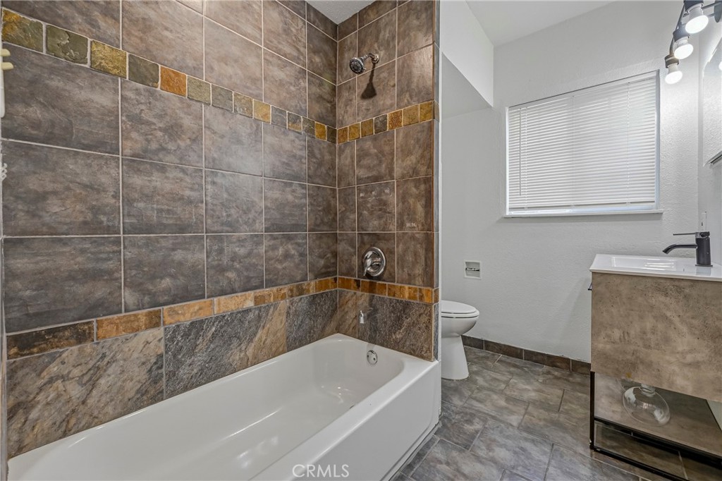 236-238 West 22nd Street Merced, CA 95340 - Photo 38 of 48