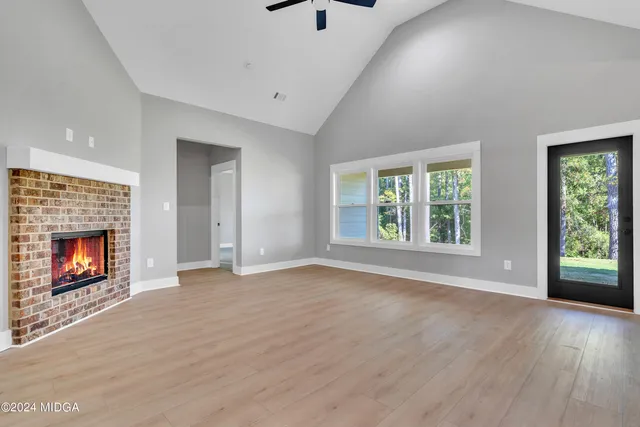 $399,900 | 417 Lakeview Place, Macon, GA 31211