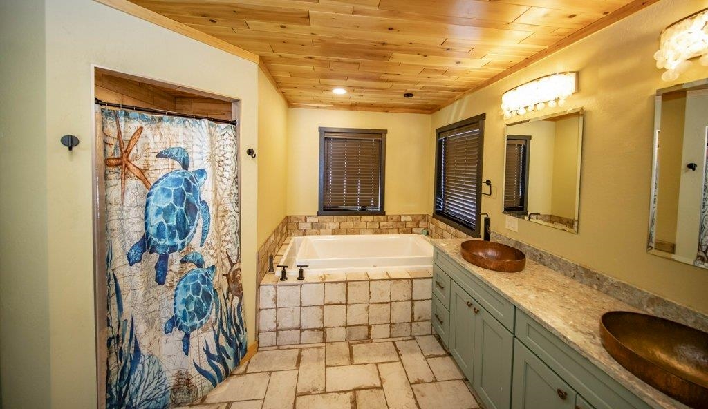 176 Sunset Shores Road Iron River, MI 49935 - Photo 23 of 64