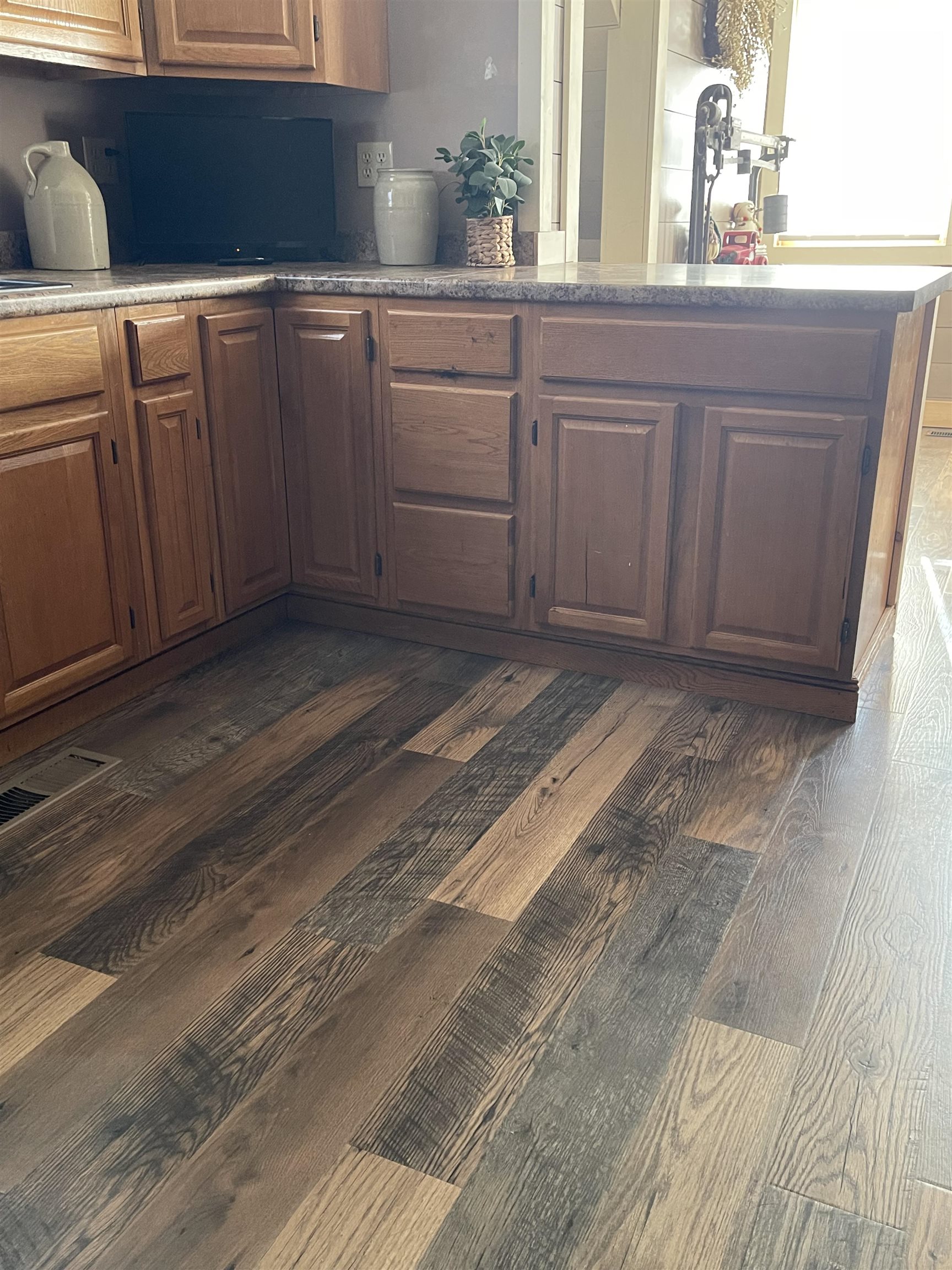 37 Maple Street Bradford, VT 05033 - Photo 9 of 20