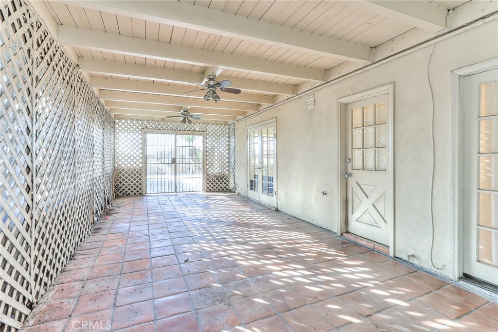 905 Brighton Way Montebello, CA 90640 - Photo 21 of 23 a view of entryway