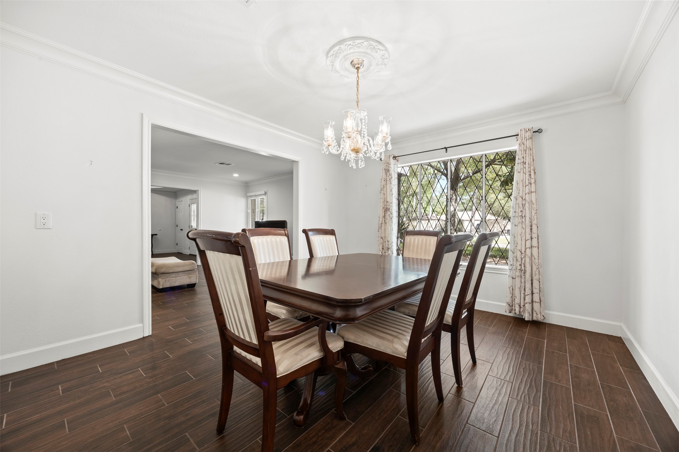 10507 Cypresswood Drive Houston, TX 77070 - Photo 5 of 27