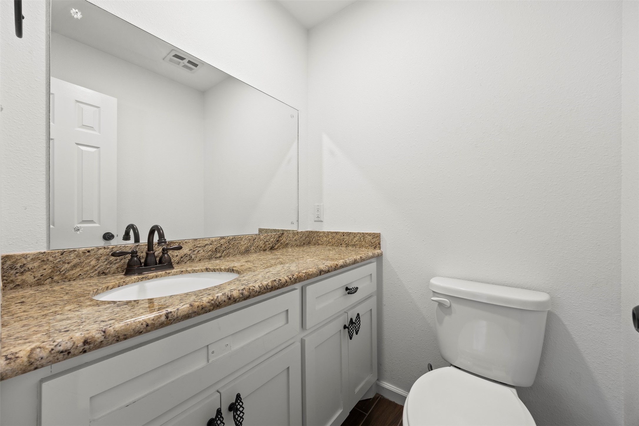 10507 Cypresswood Drive Houston, TX 77070 - Photo 8 of 27