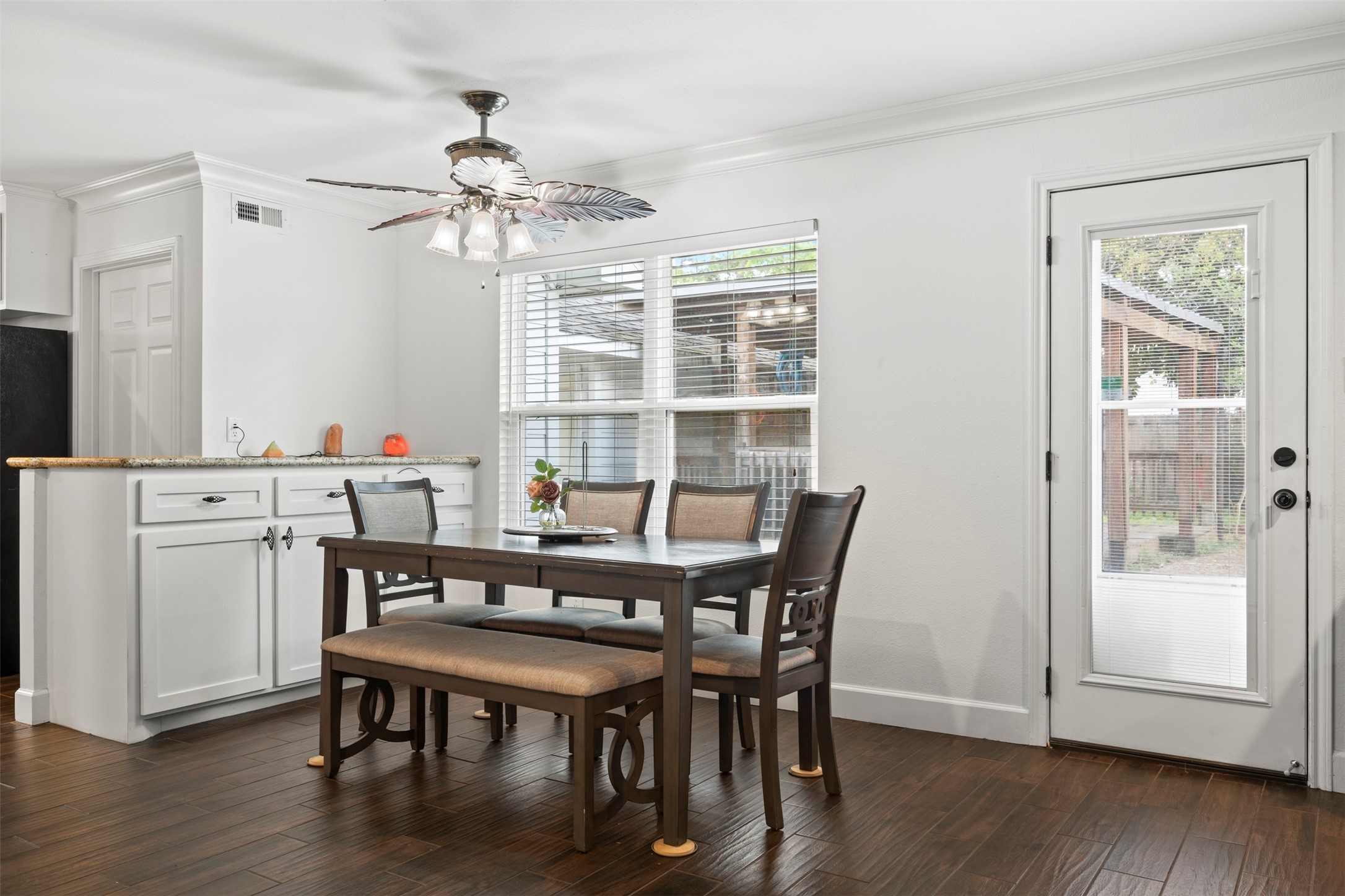 10507 Cypresswood Drive Houston, TX 77070 - Photo 9 of 27