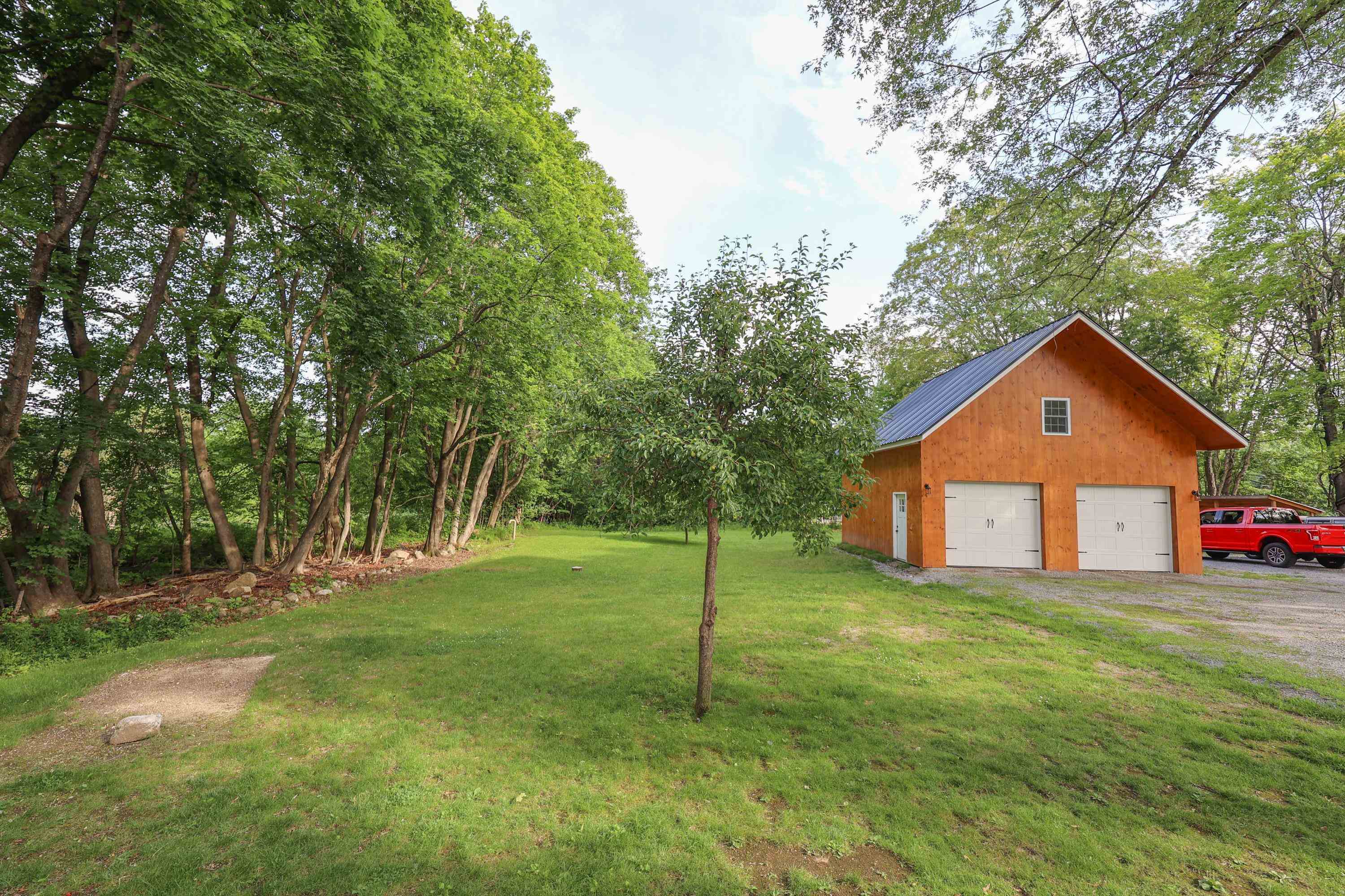 1279 Hopkinton Road Hopkinton, NH 03229 - Photo 32 of 40