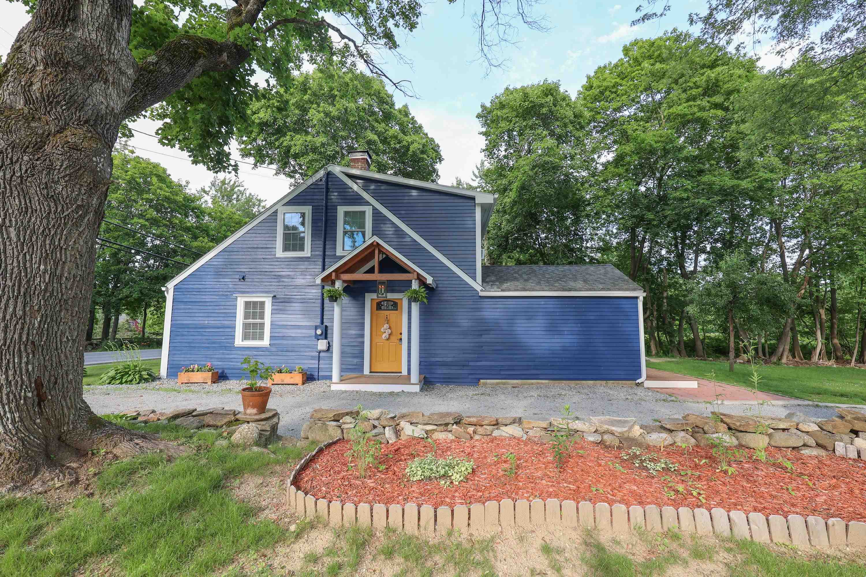 1279 Hopkinton Road Hopkinton, NH 03229 - Photo 33 of 40