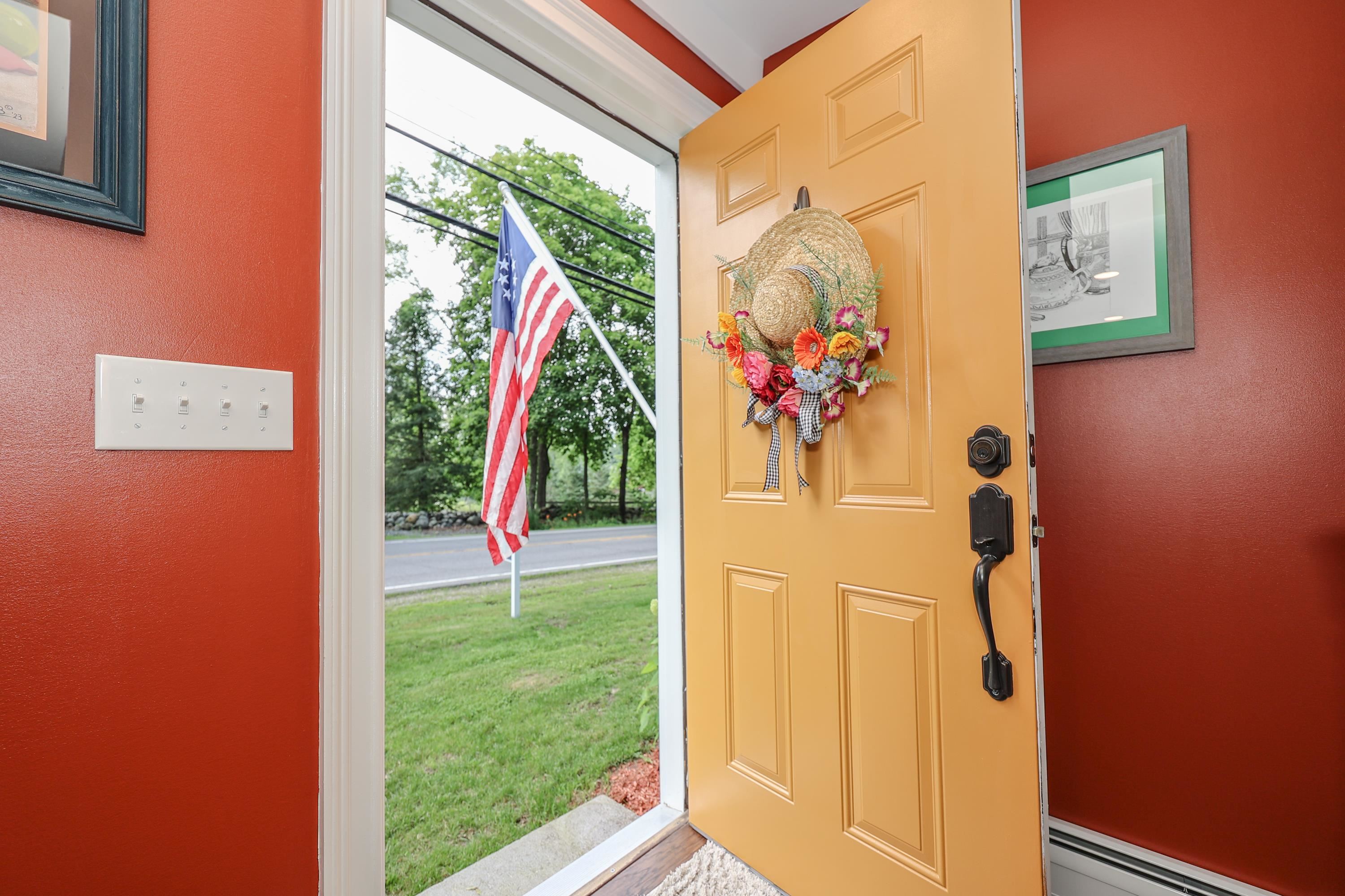 1279 Hopkinton Road Hopkinton, NH 03229 - Photo 36 of 40