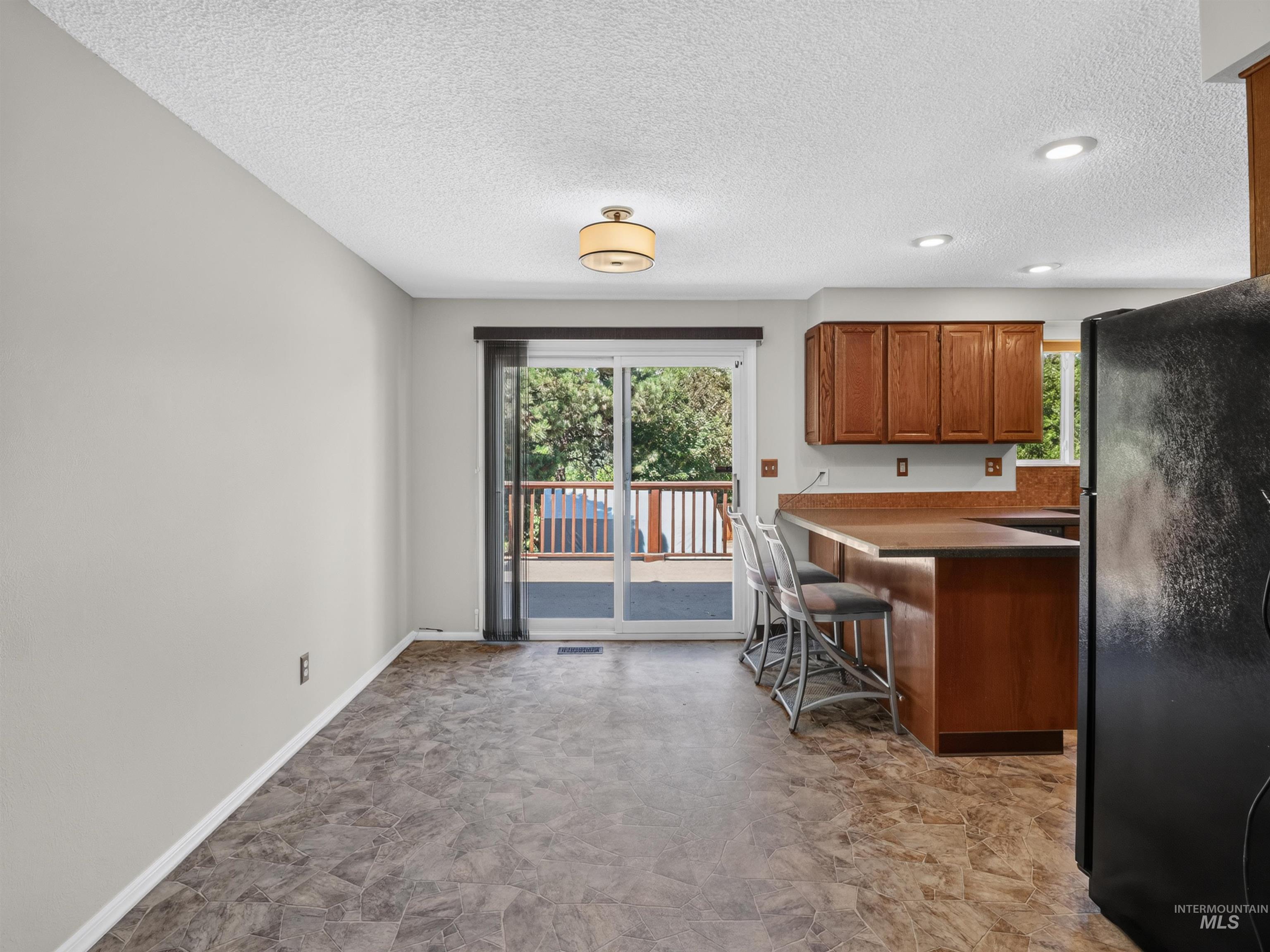 2590 South Cloverdale Road Boise, ID 83709 - Photo 5 of 34