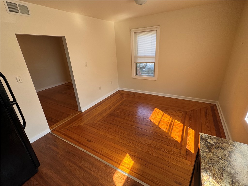 690 Elm Street, Unit 2R Woonsocket, RI 02895 - Photo 3 of 11 Dinning room