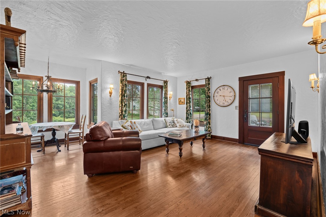 5227 Som Center Road Solon, OH 44139 - Photo 7 of 48