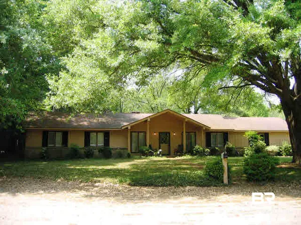 $1,275 | 106 Windwood Circle, Daphne, AL 36526