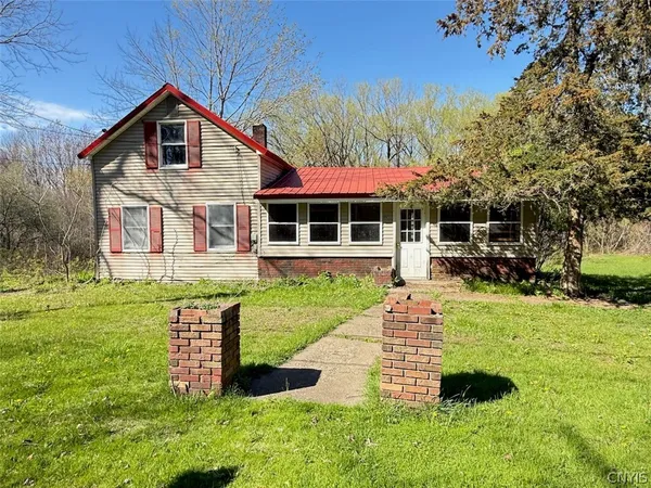$79,800 | 328 Ouderkirk Road, Sandy Creek, NY 13142
