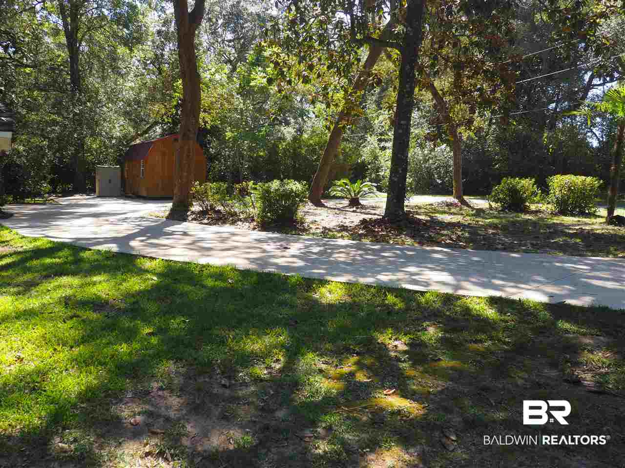 33420 Helms Lane Lillian, AL 36549 - Photo 2 of 35 Circular Driveway