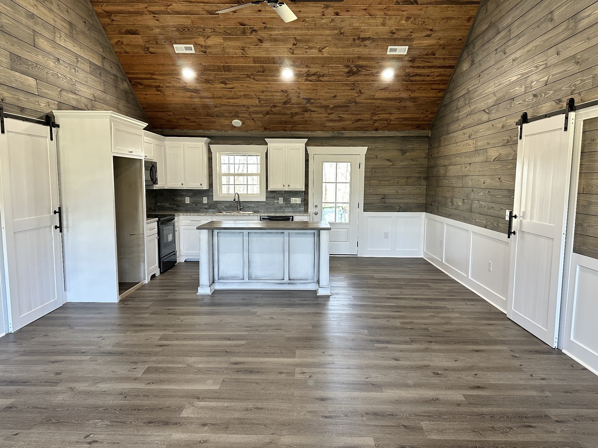 135 Powell Chapel Road Pulaski, TN 38478 - Photo 8 of 17 Gallery Image 8