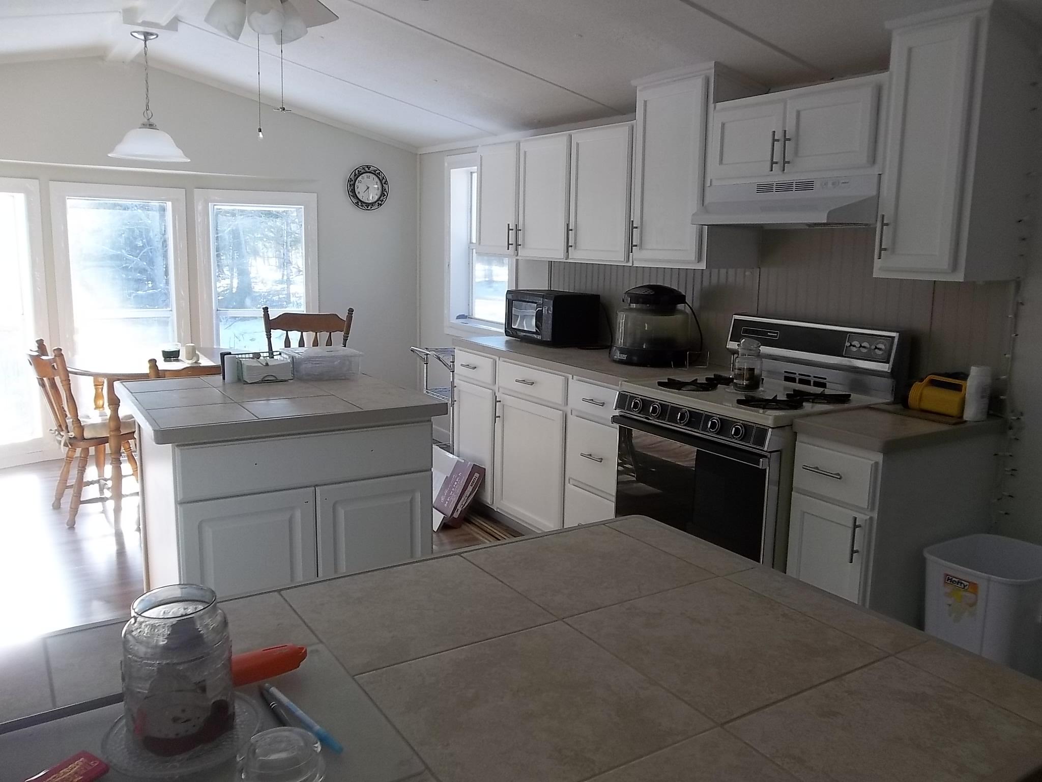218 Goose Hill Road Jefferson, ME 04348 - Photo 4 of 13 BulgerKitchen3