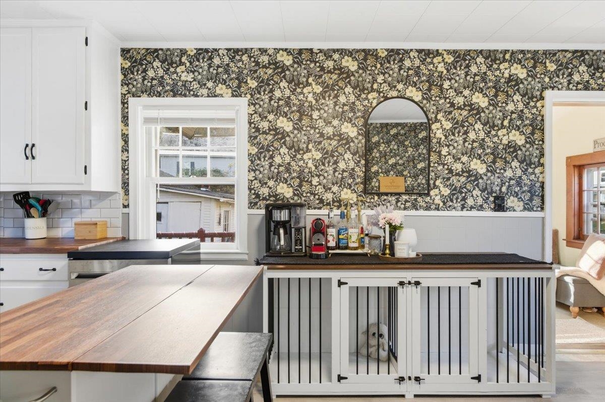 13 Pleasant Street Proctor, VT 05765 - Photo 12 of 55