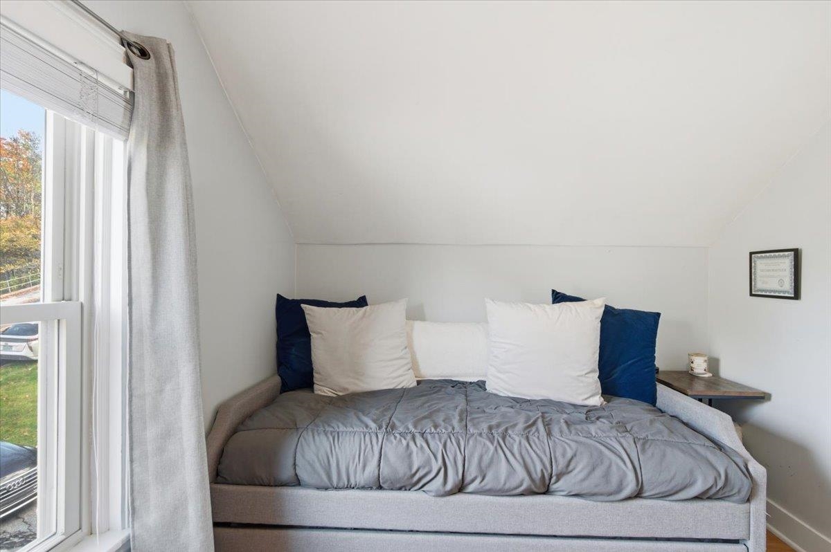 13 Pleasant Street Proctor, VT 05765 - Photo 29 of 55