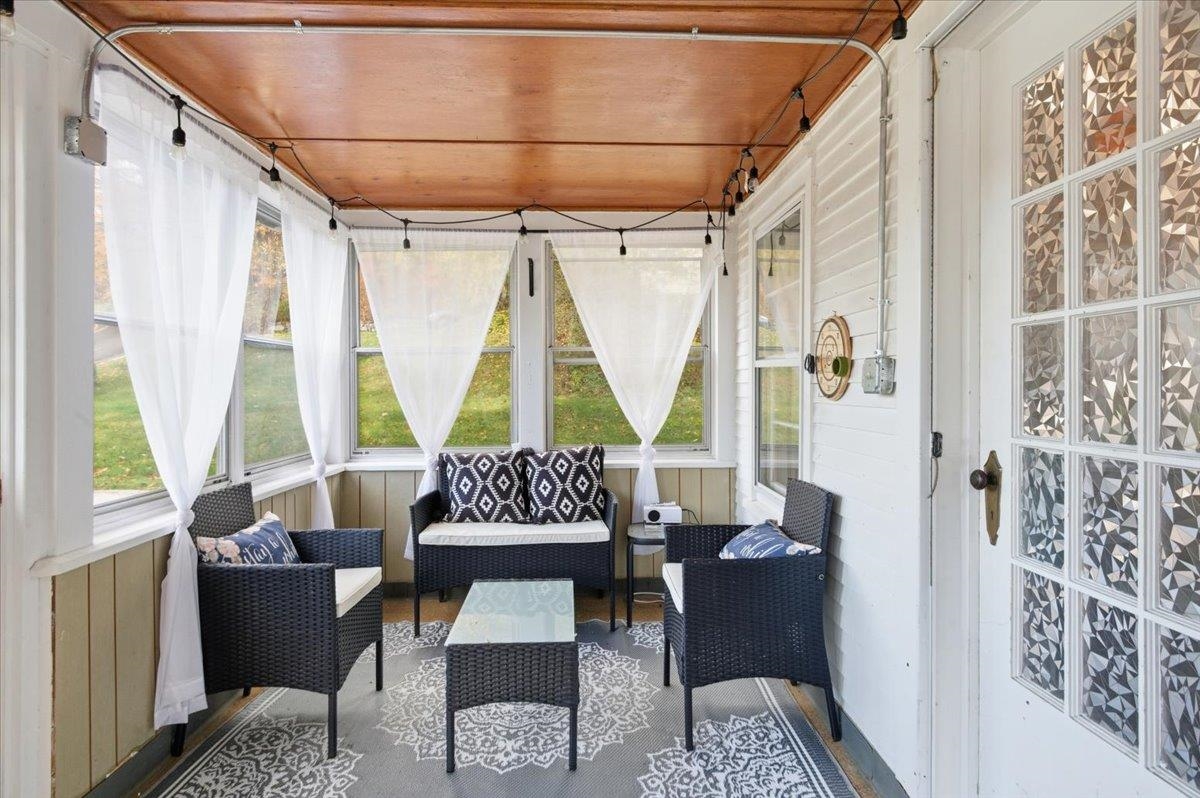 13 Pleasant Street Proctor, VT 05765 - Photo 9 of 55