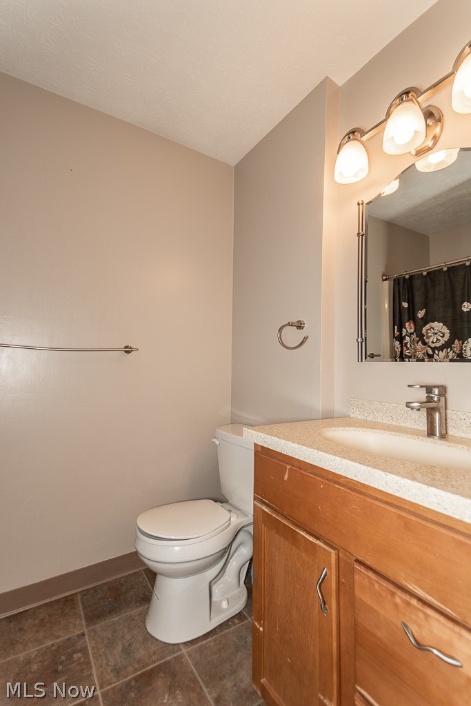 9956 Johnnycake Ridge Road, Unit E9 Painesville, OH 44077 - Photo 26 of 31