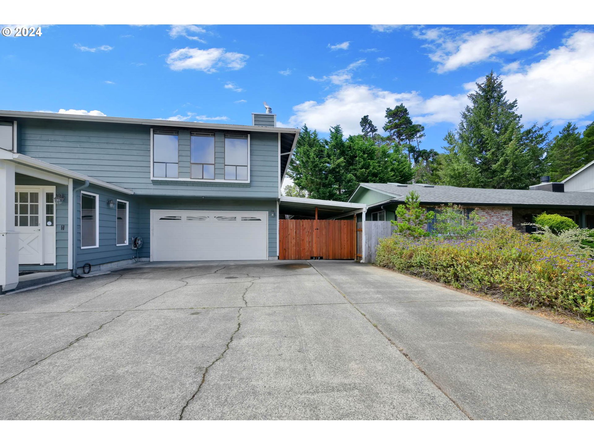 1490 Myrtle Loop Florence, OR 97439 - Photo 2 of 48 Gallery Image 2