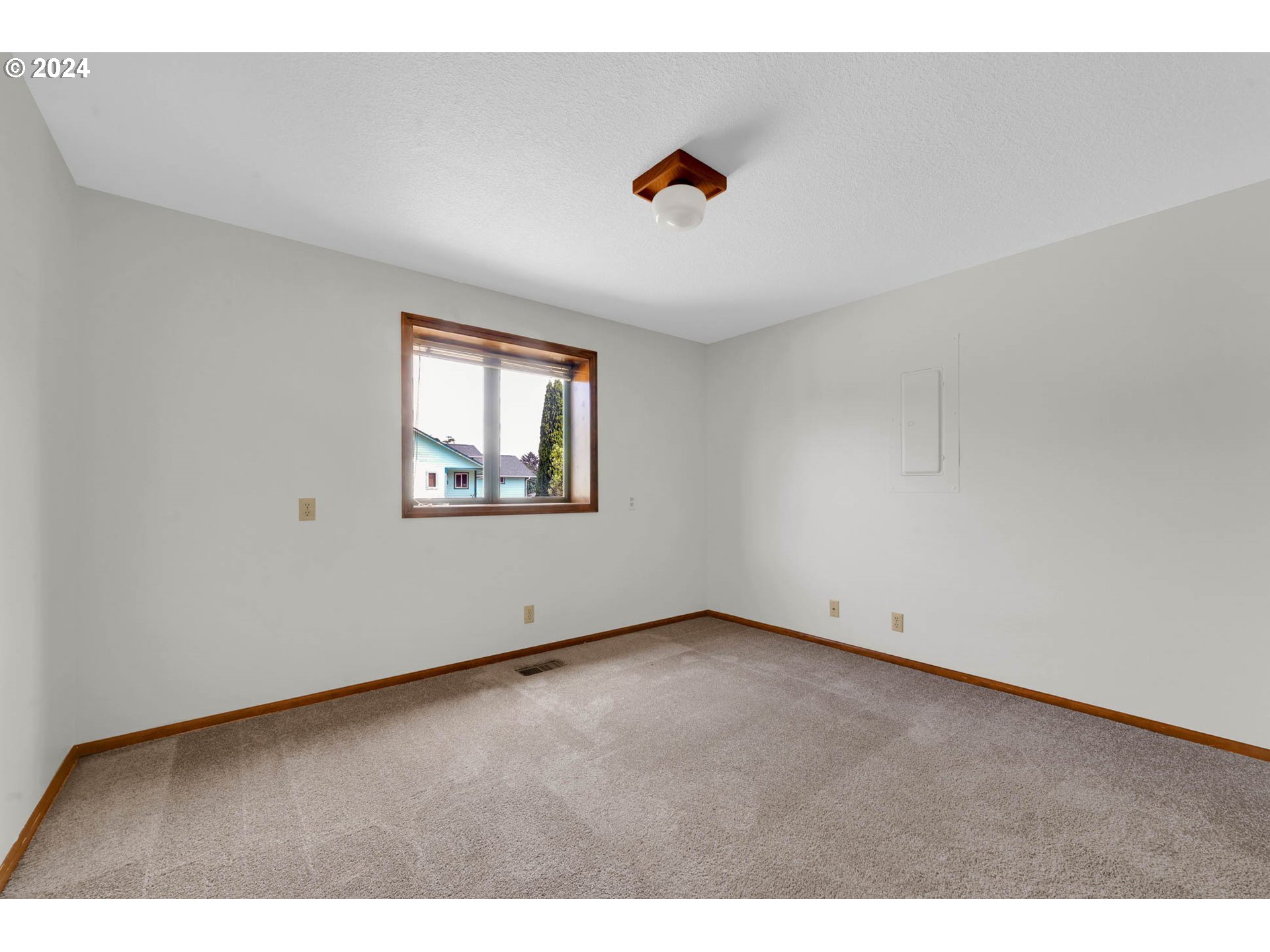 1490 Myrtle Loop Florence, OR 97439 - Photo 32 of 48 Gallery Image 32