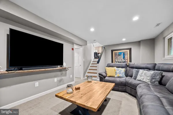 $4,100 | 6 Hounds Hollow Court, Owings Mills, MD 21117
