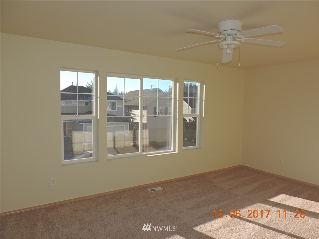 2702 Northeast 2nd Street Renton, WA 98056 - Photo 14 of 16