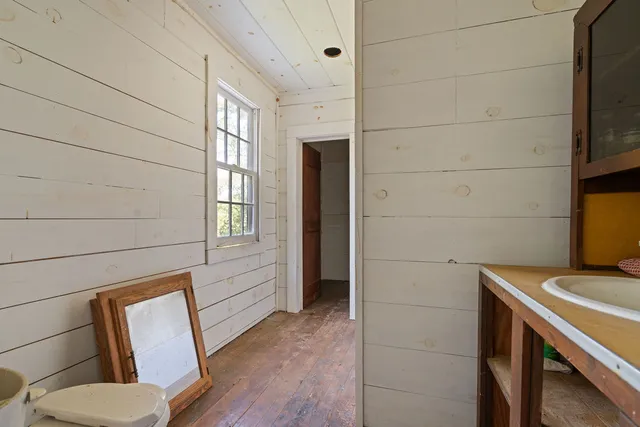 $295,000 | 216 North Mechanic Street, Pendleton, SC 29670