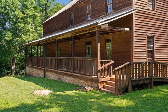 $295,000 | 216 North Mechanic Street, Pendleton, SC 29670