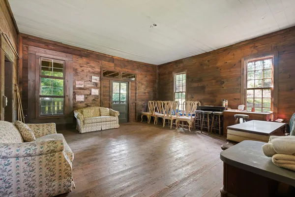 $225,000 | 216 North Mechanic Street, Pendleton, SC 29670